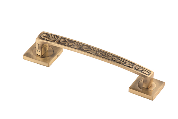 D SECURE PULL HANDLE FLORA 10 INCH ANTIQUE 6816