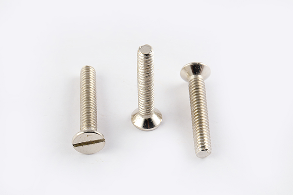 BHAWANI 1/4 MACHINE SCREW 1.5INCH 6929