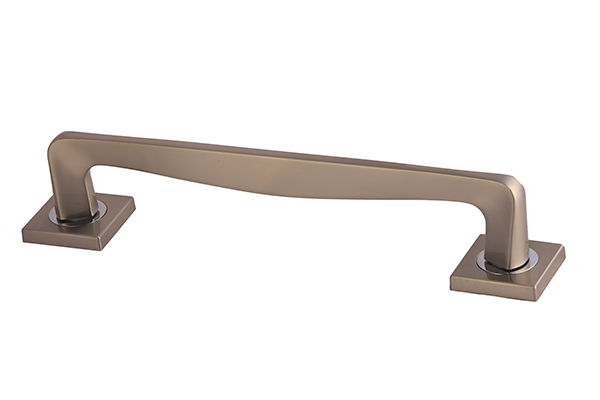 19302 NS PULL HANDLE  5744