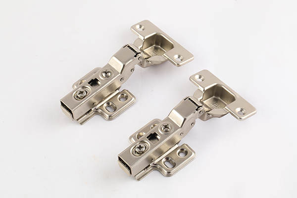 BAH-CL-012 HALF OVERLAY SOFT CLOSE HINGE 10MM 6011