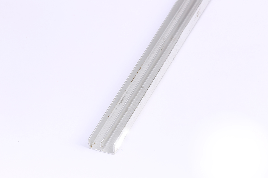 DOUBLE NALI ALU CHANNEL 12FT 6126